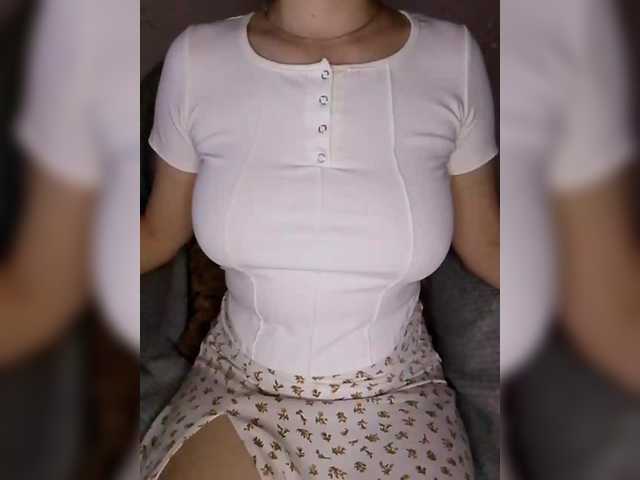 Liza17Liza's BongaCams show and profile