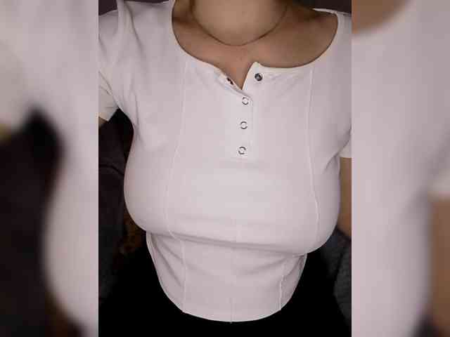 Liza_555 webcam
