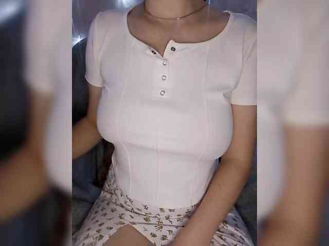 Liza_555 webcam