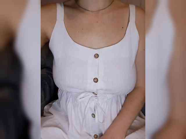 Liza_555 webcam