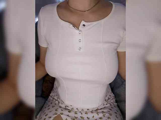 Liza_555 webcam