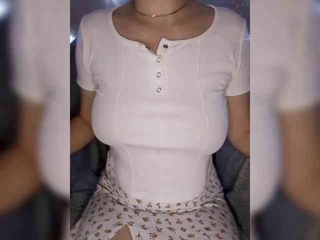 Liza_555 webcam