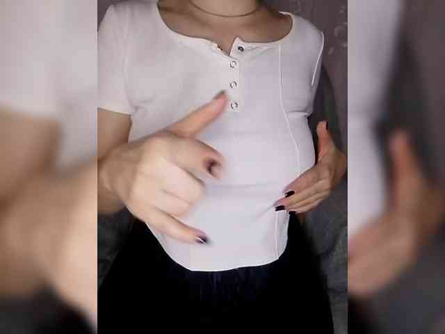 Liza_555 webcam