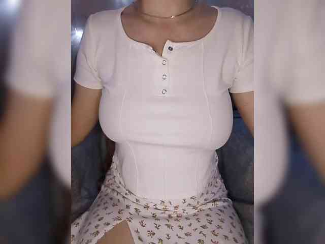 Liza_555 webcam