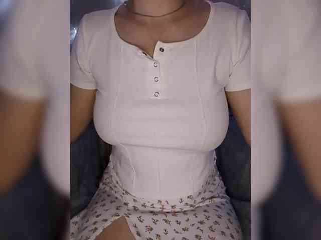 Liza_555 webcam