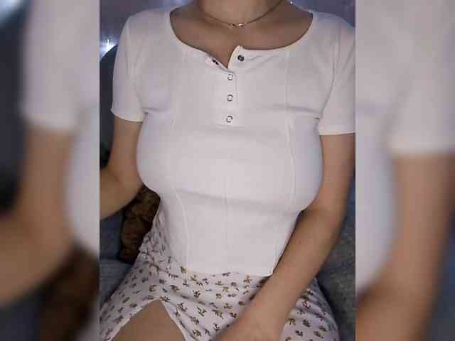 Liza_555 webcam