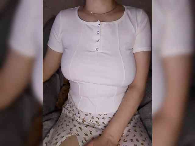 Liza_555 webcam