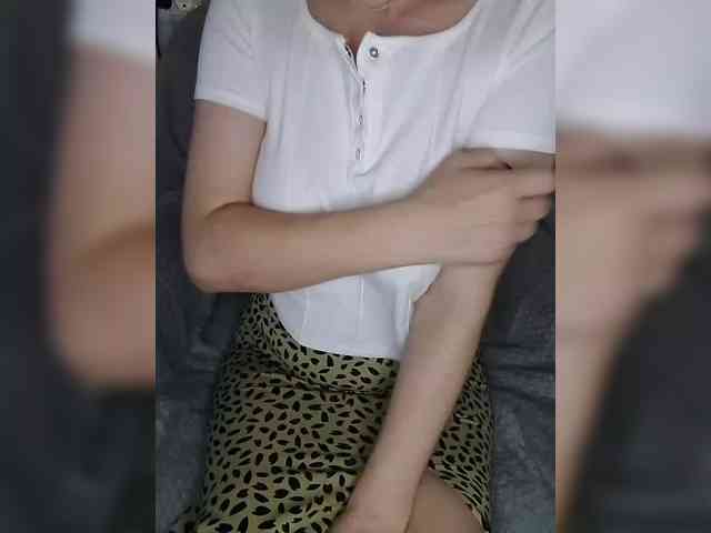 _ELIZAVETA_LOVE_ webcam