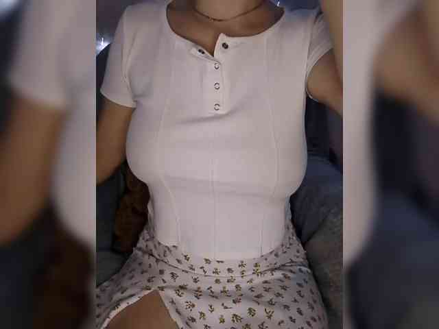 Liza_555 webcam