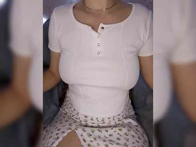 Liza_555 webcam