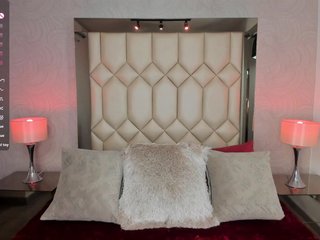 DollyConnor Porn Show