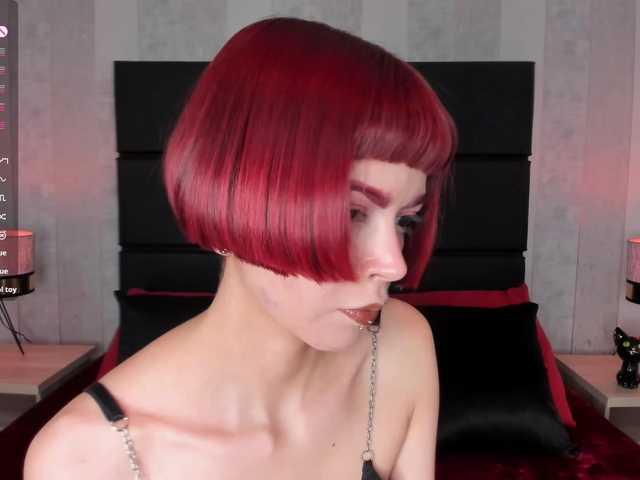 DollyConnor's BongaCams show and profile