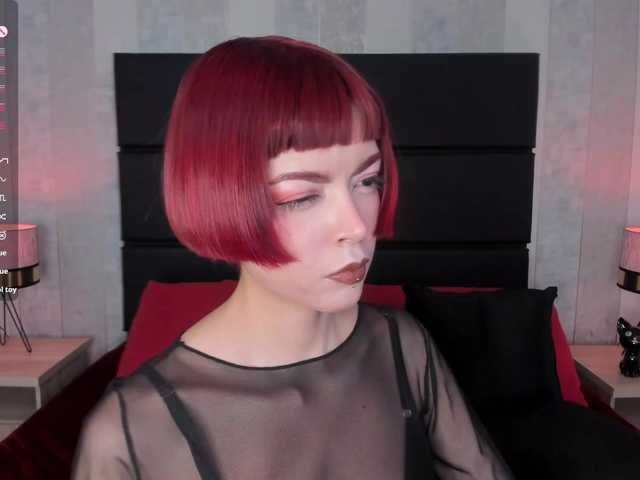 DollyConnor's BongaCams show and profile