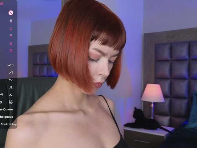  DollyConnor chat room