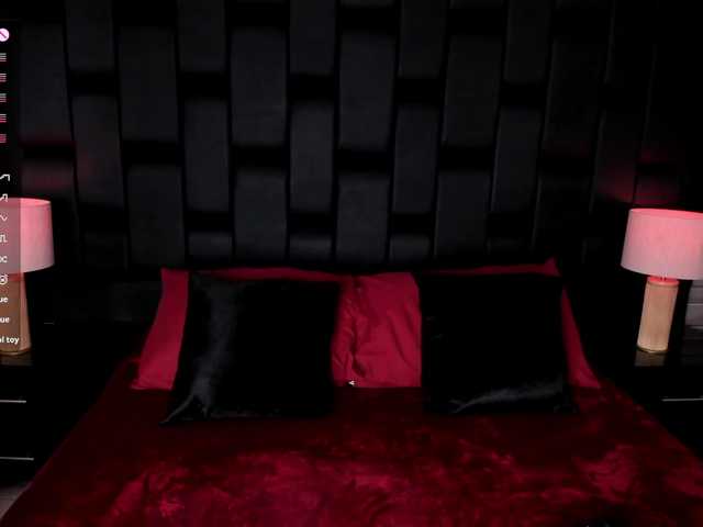  DollyConnor chat room