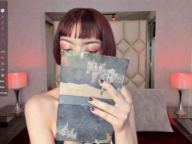 DollyConnor's BongaCams show and profile