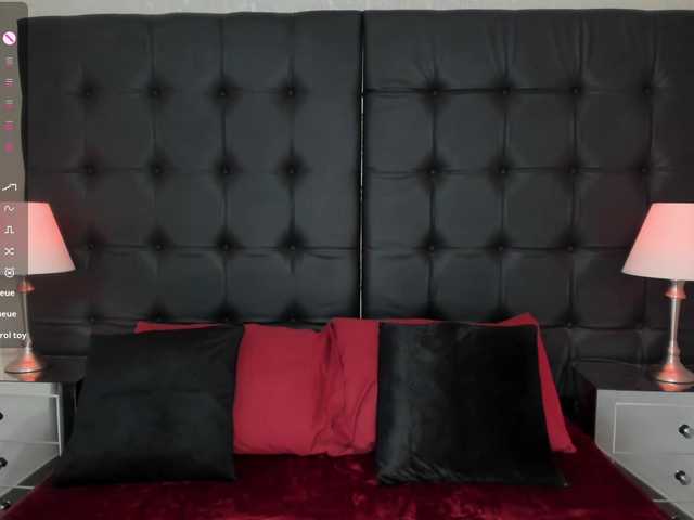 DollyConnor's BongaCams show and profile