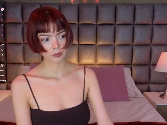 DollyConnor's BongaCams show and profile