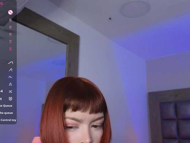  DollyConnor chat room