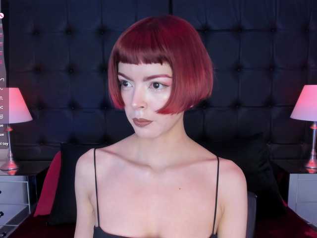 DollyConnor's BongaCams show and profile