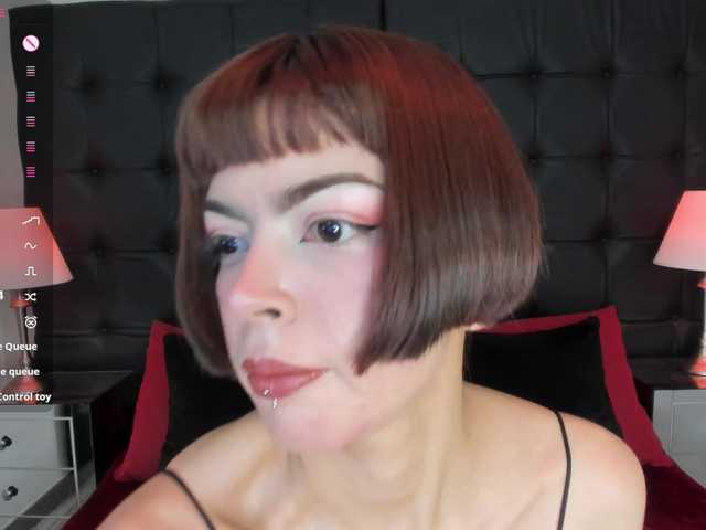 DollyConnor's BongaCams show and profile