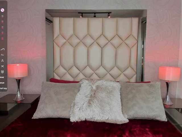 DollyConnor's BongaCams show and profile