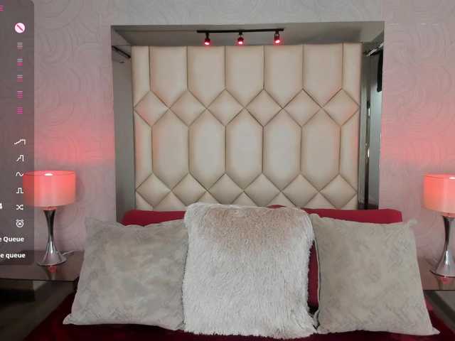 DollyConnor's BongaCams show and profile