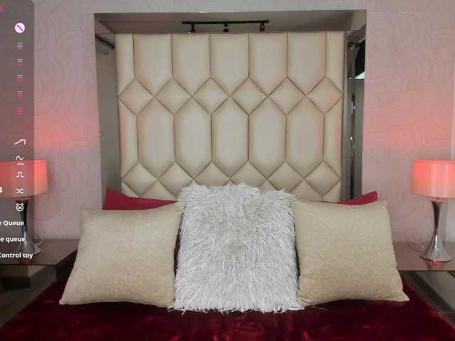 DollyConnor's BongaCams show and profile