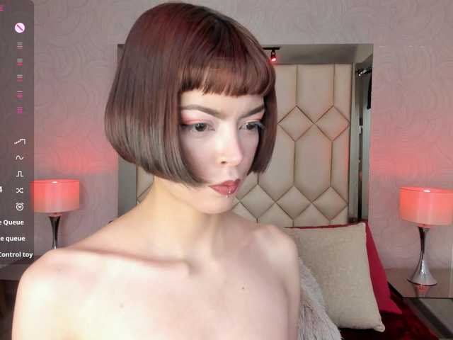 DollyConnor's BongaCams show and profile