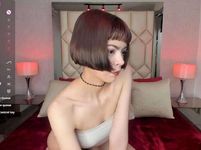 DollyConnor's BongaCams show and profile