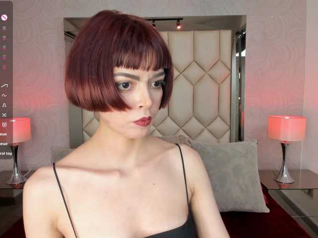 DollyConnor's BongaCams show and profile