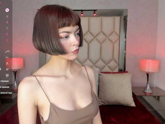 DollyConnor's BongaCams show and profile