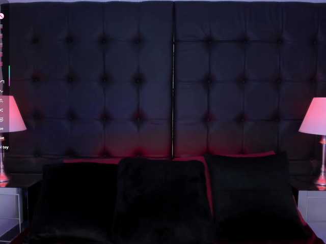 DollyConnor's BongaCams show and profile