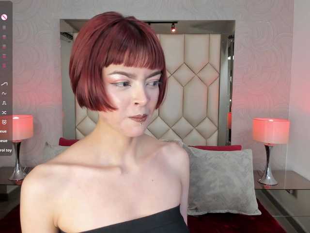 DollyConnor's BongaCams show and profile