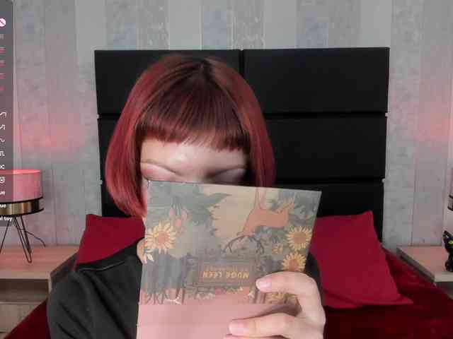 xxx cam chat DollyConnor