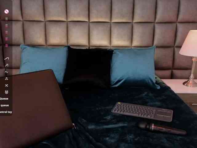 DollyConnor webcam