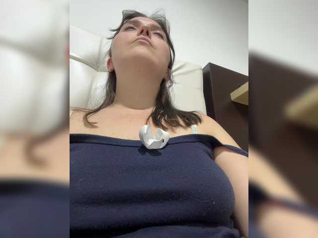 karlacortes1's BongaCams show and profile