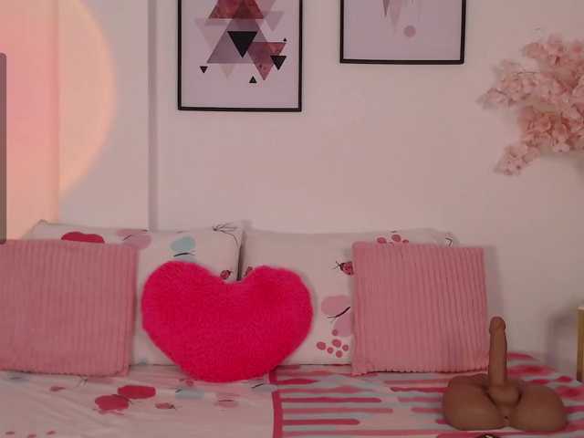 karlacortes1's BongaCams show and profile