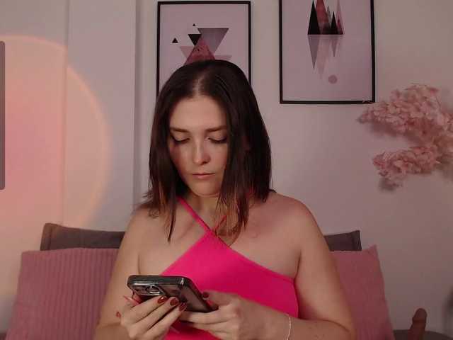 karlacortes1's BongaCams show and profile