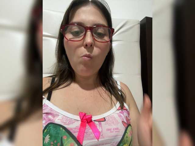 karlacortes1's BongaCams show and profile