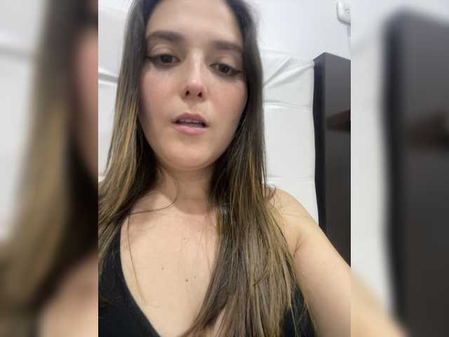 karlacortes1's BongaCams show and profile