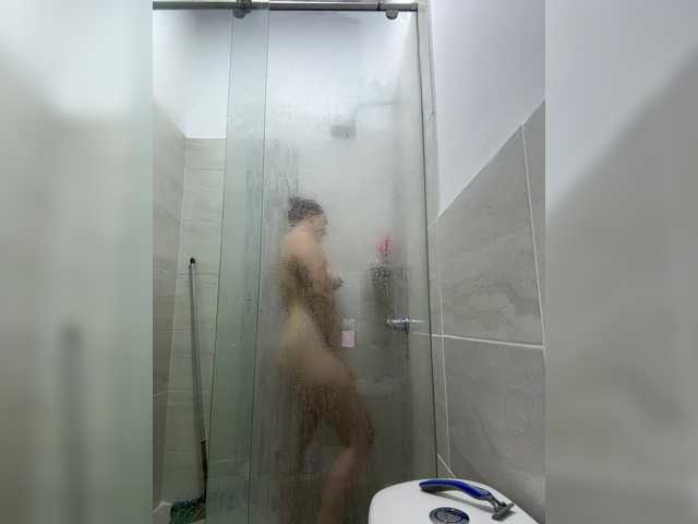 karlacortes1's BongaCams show and profile