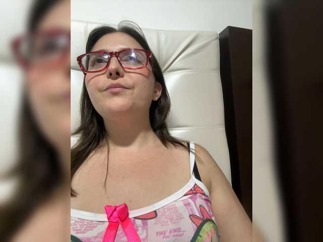 karlacortes1's BongaCams show and profile