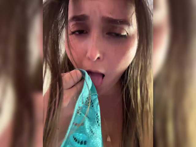 karlacortes1's BongaCams show and profile