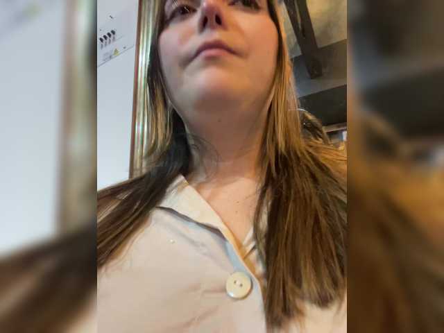 karlacortes1's BongaCams show and profile