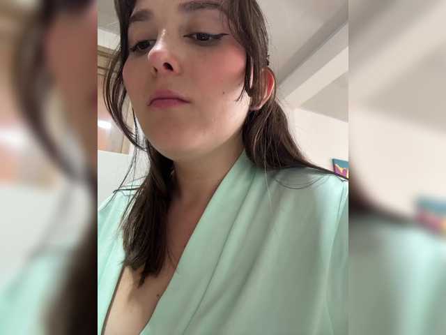 karlacortes1's BongaCams show and profile