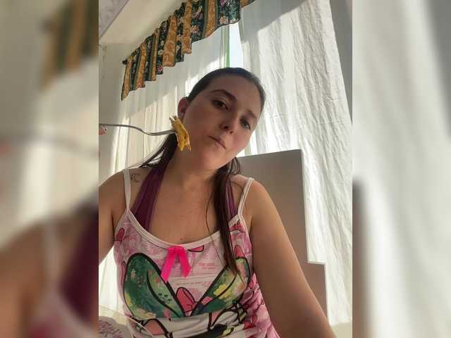 karlacortes1's BongaCams show and profile