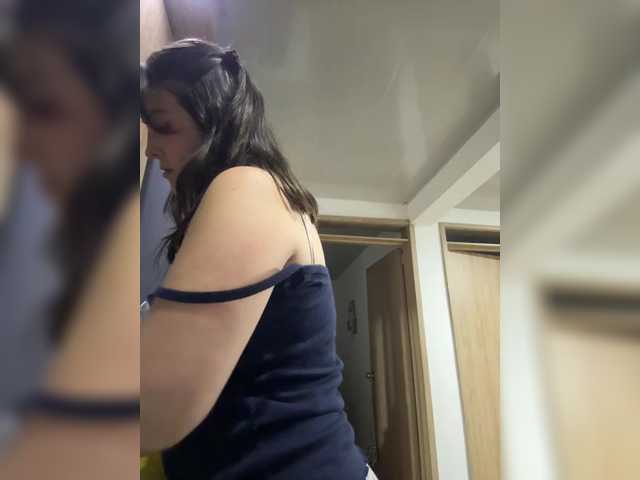 karlacortes1's BongaCams show and profile