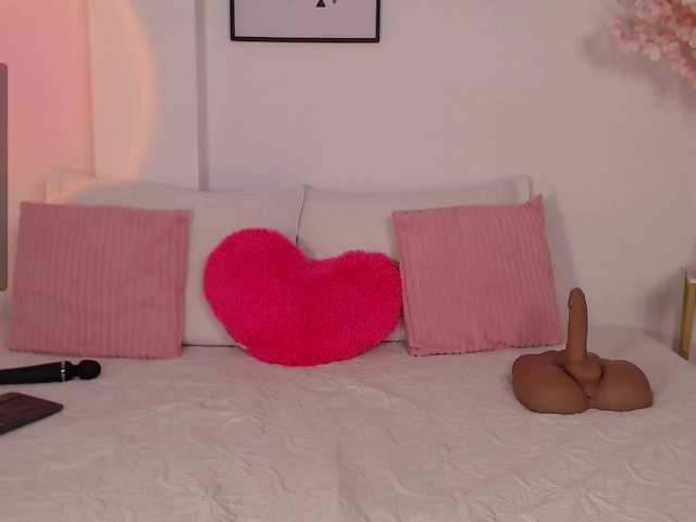 karlacortes1's BongaCams show and profile