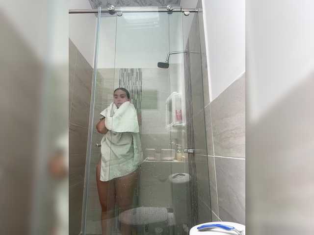 karlacortes1's BongaCams show and profile